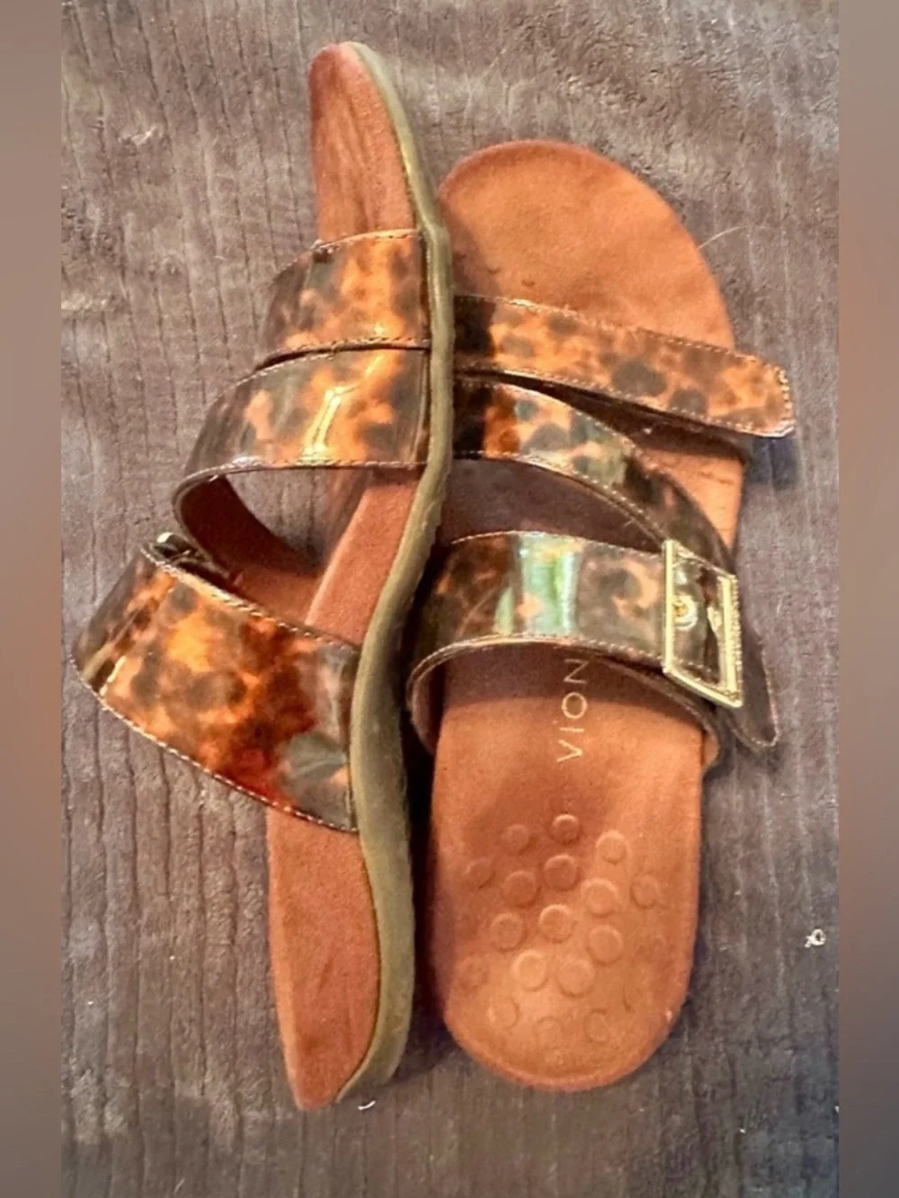 Vionic Brown Tortoiseshell Sandals